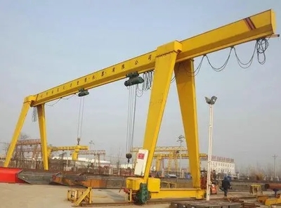 橋式起重機與門式起重機的比較與應(yīng)用